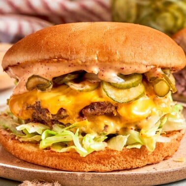 air fryer smash burger recipe.